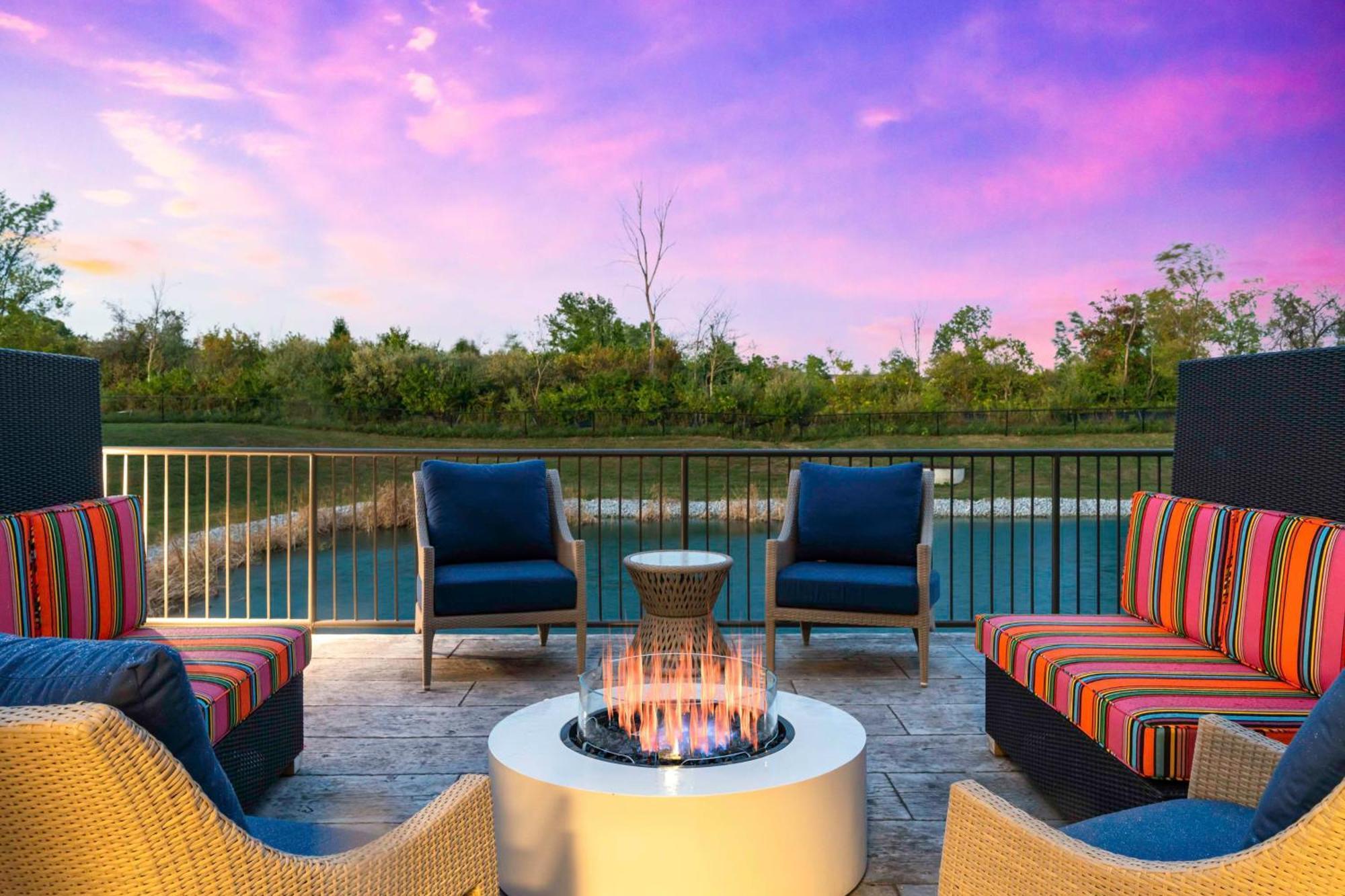Home2 Suites By Hilton Fort Wayne North Sunnybrook Acres Exterior foto